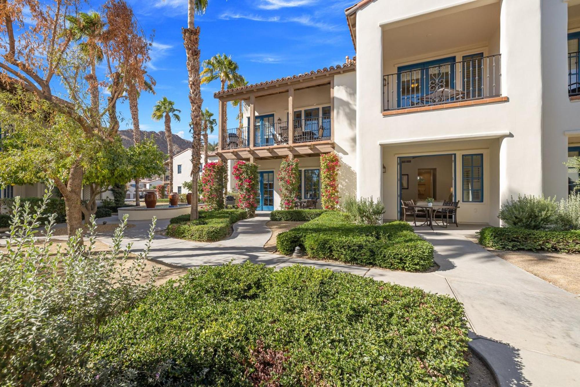 T21 Lux Villa With Fountain View Condo ラキンタ エクステリア 写真