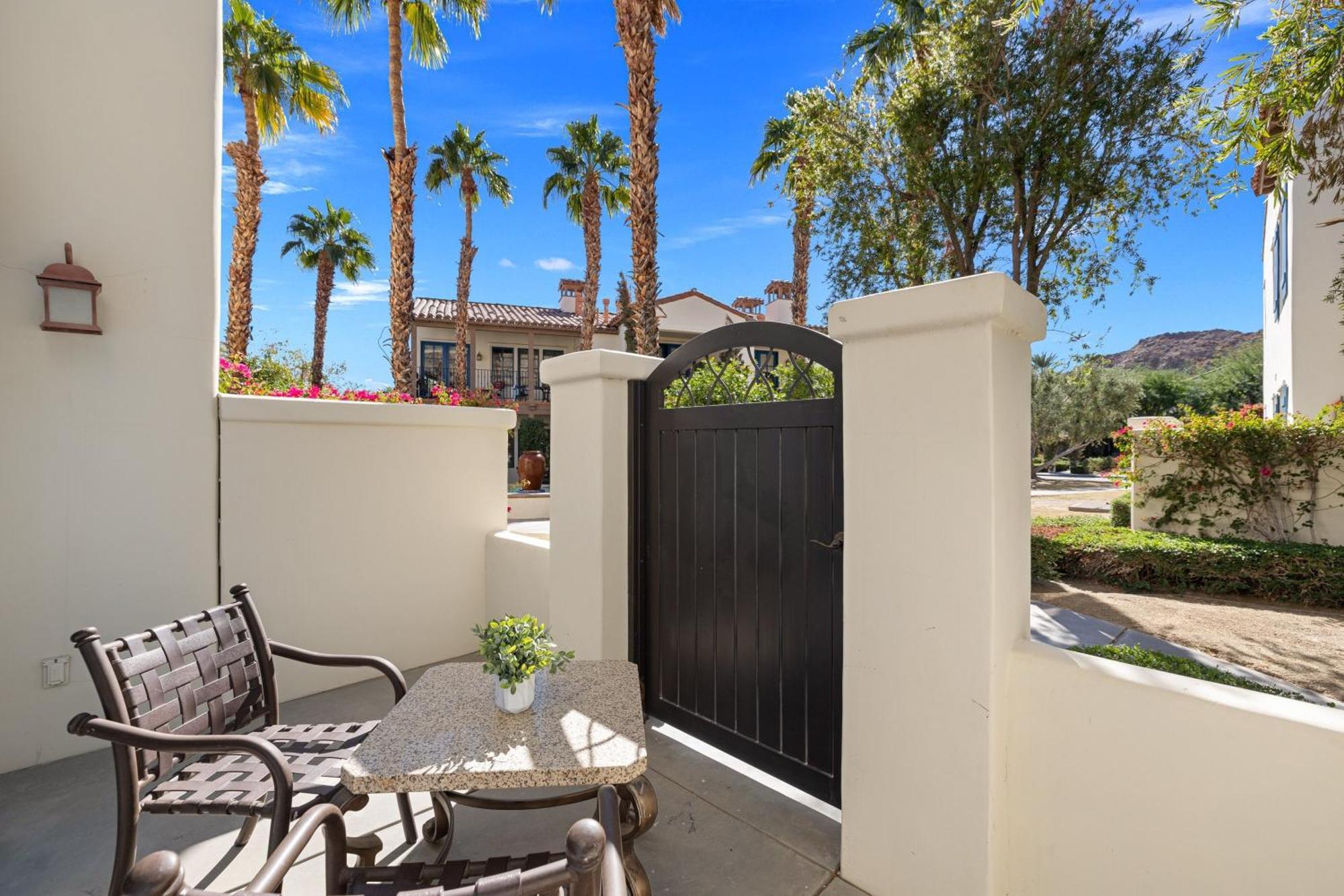 T21 Lux Villa With Fountain View Condo ラキンタ エクステリア 写真